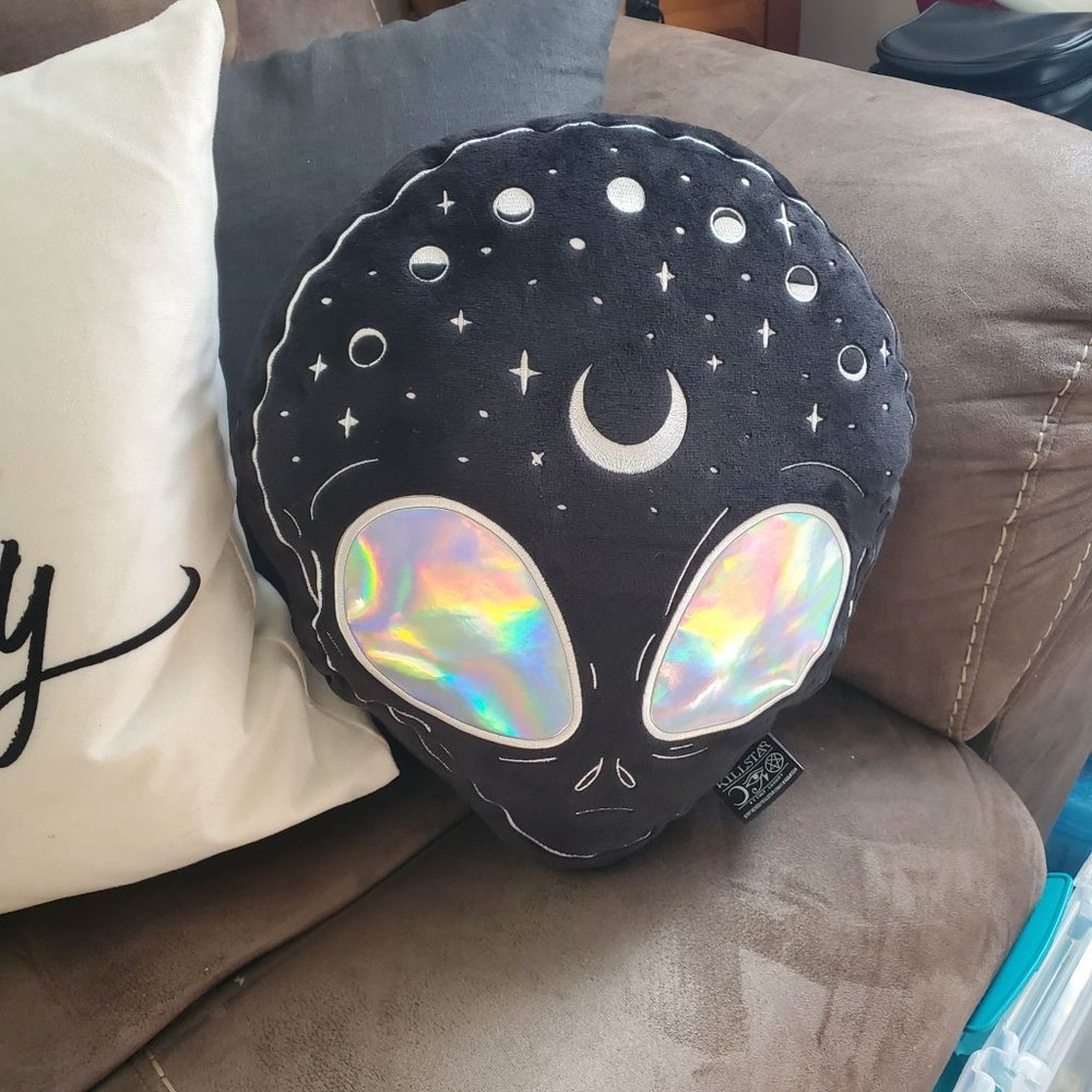 Killstar E.T. Velvet Cushion LIMITED EDITION - SOLD OUT - Picture 5 of 15